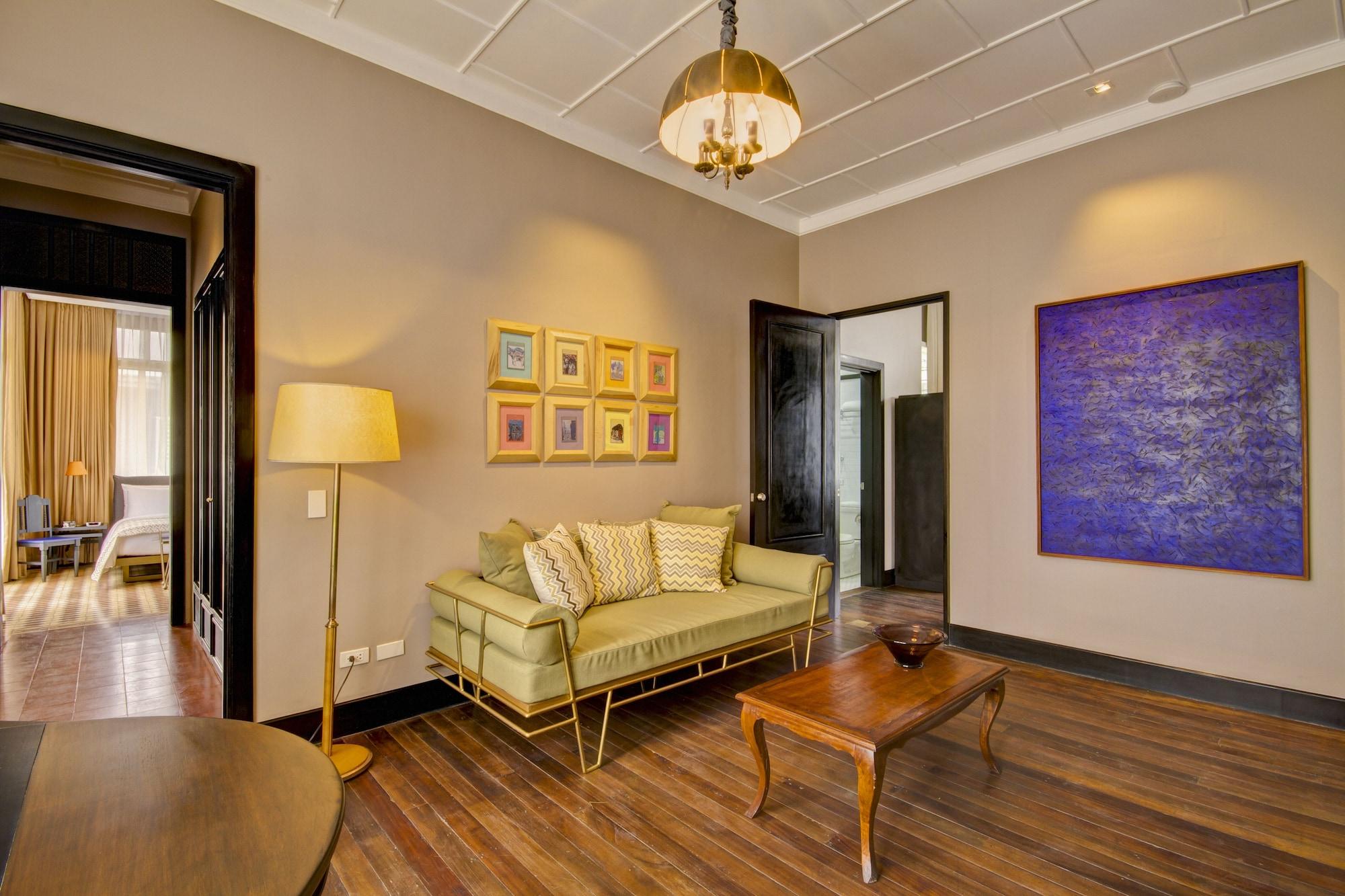 The Henry Manila Hotel 4*
