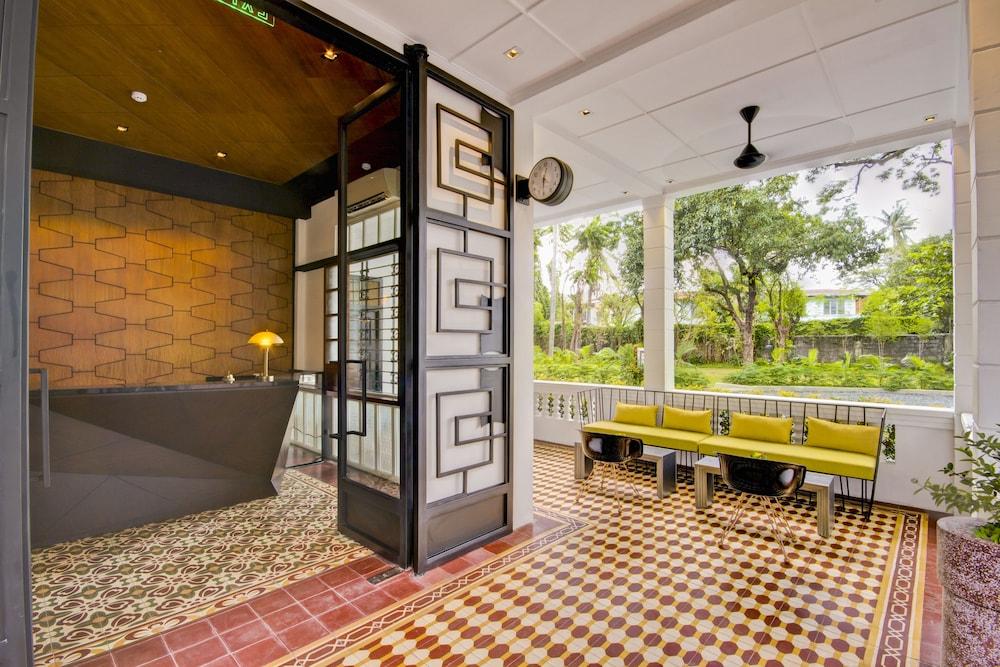 Hotel The Henry Manila