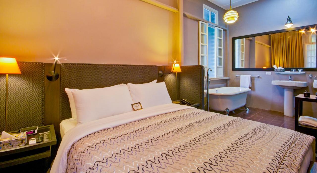 Hotel The Henry Manila
